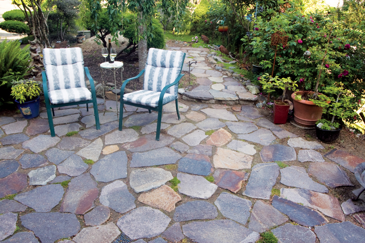 Discount Decorative Rock | Laying Flagstone | Boulder ...